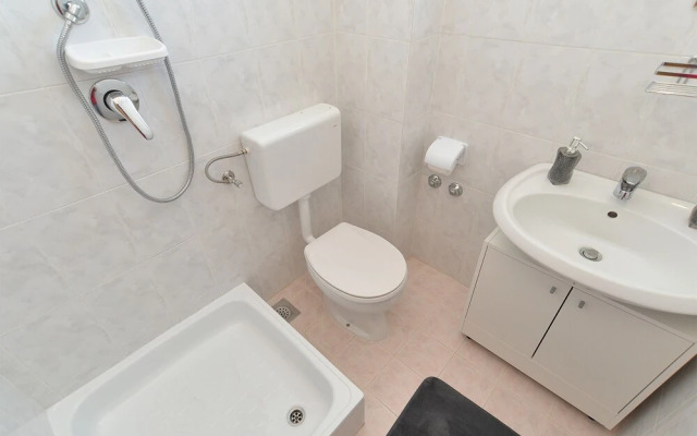 Apartments Emil 596