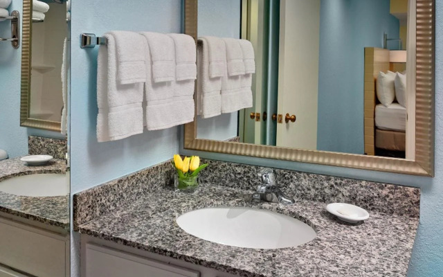 Sonesta ES Suites Memphis