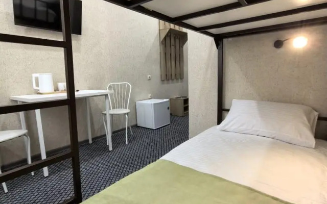 Guest House on Partizanskaya