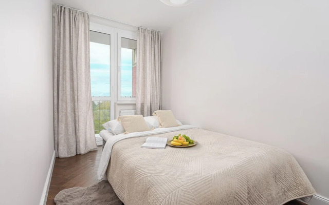 Lumina spacious apartment with parking