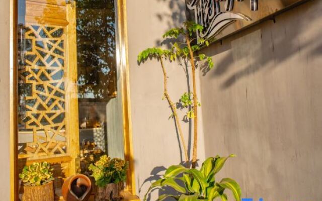 Yuexing Tinghuyuan Guesthouse