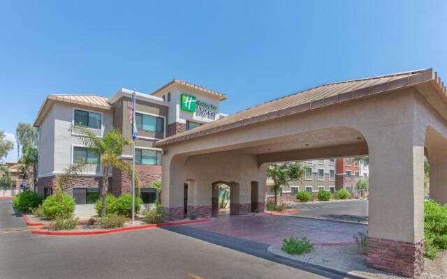 Holiday Inn Express & Suites Phoenix Tempe - University