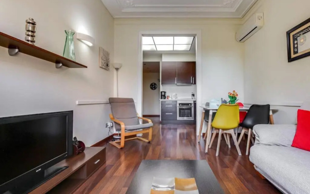Ronda Sant Pere Private City Center 3Bedroom Suite B