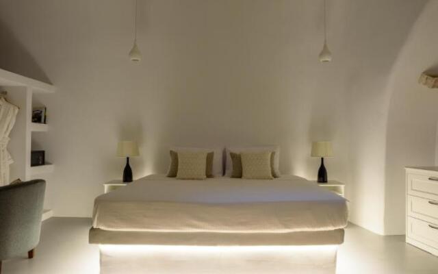 White Dream Suites