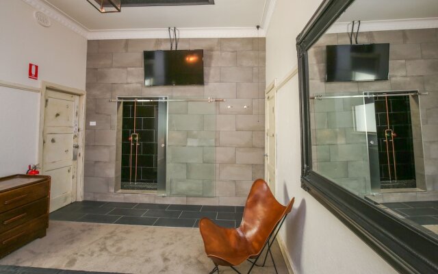 Indulge Apartments -The Urban Collection
