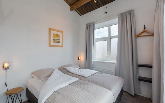 Lovely, Modern, 4-person Apartment in the Heart of Koudekerke