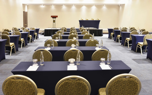 Radisson Blu Plaza El Bosque Santiago