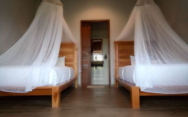 Emir surfcamp