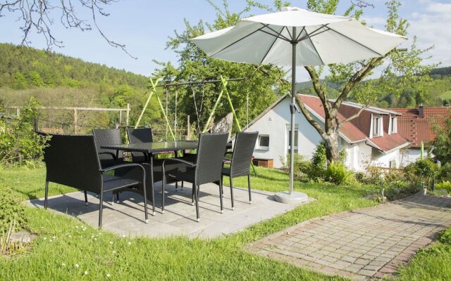 Holiday Home with Garden & Terrace near Rennsteig in Thuringian Forest