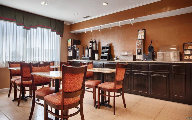 Best Western Snyder Inn