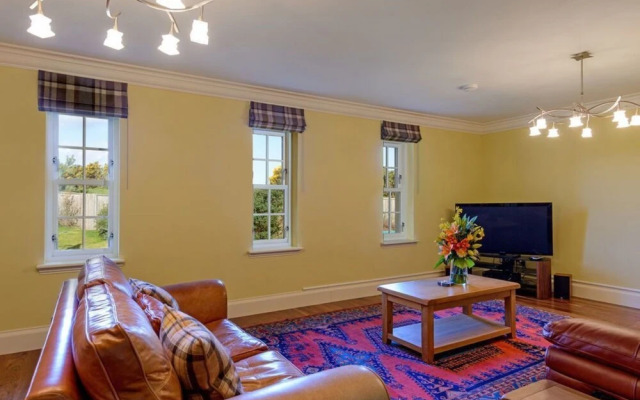 Roe Cottage