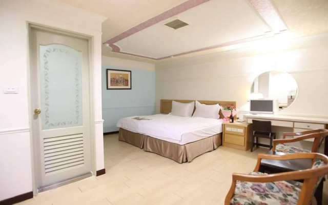 Fun House - Douliu Branch