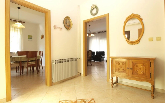 Apartment 1704