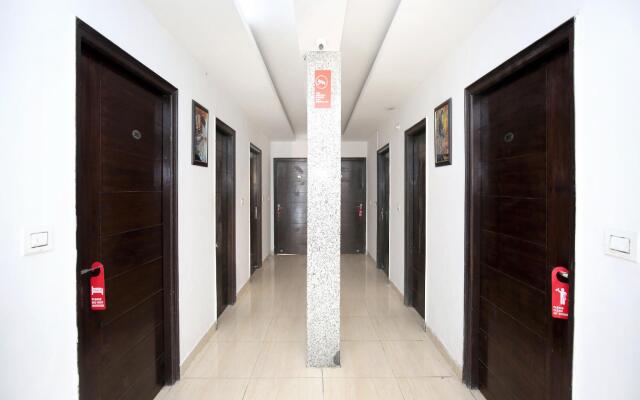 OYO 1355 Hotel Dream