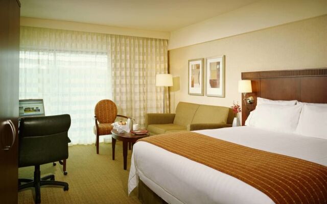 Courtyard by Marriott Los Angeles - Sherman Oaks