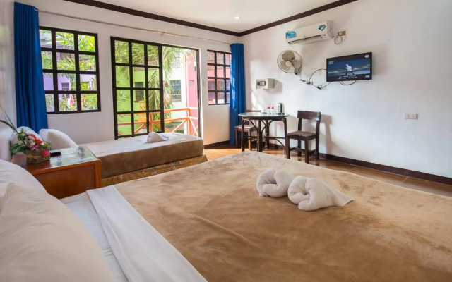 The Club Ten Beach Resort Boracay
