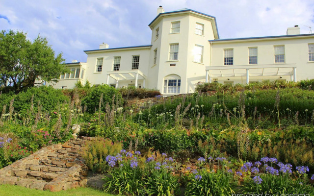 The Woodbridge Waterfront Rooms.