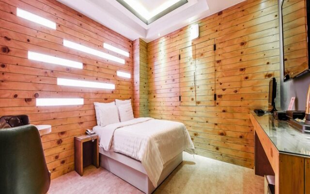 Hotel Navi