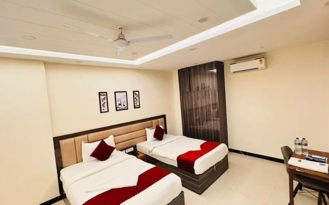 Sky Hotel