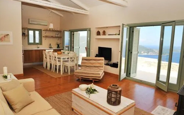 Urania Luxury Villas