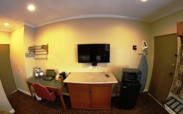 Budget Inn of Hayward