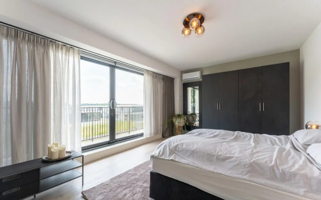 Villa With Sauna and Heated Pool Near Harderwijk