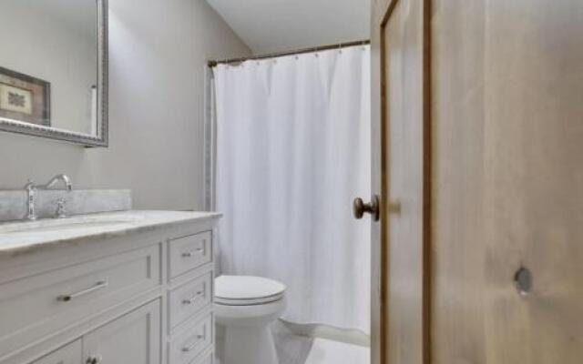 Tannhauser Condominiums