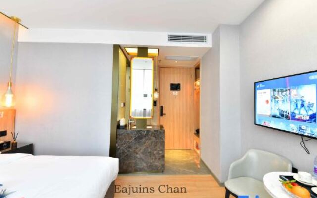 Meri Hotel (Taoyuan Subway Station)