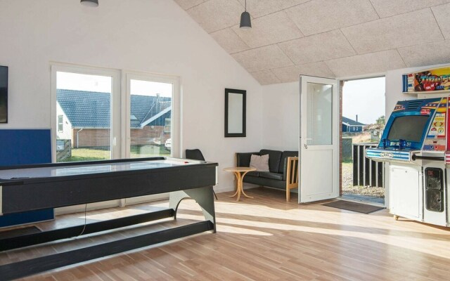 Inviting Holiday Home in Henne With Solarium