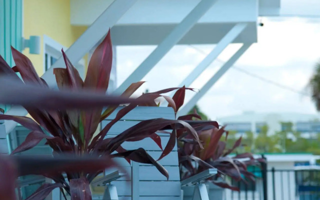 Casey Key Resorts - Beachfront