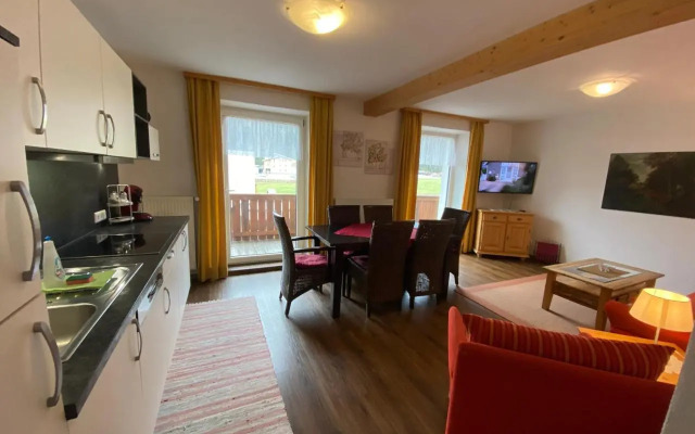 Haus Waldheim und Dependance