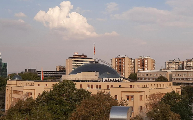 Square Exclusive Apartment 3n