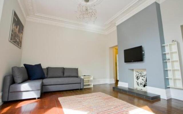 Gardens View No1