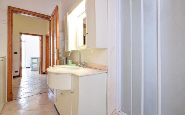 Stunning Apartment in Chiavari With Wifi and 2 Bedrooms