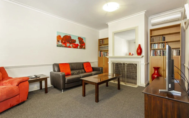 Malcolm St Townhouse