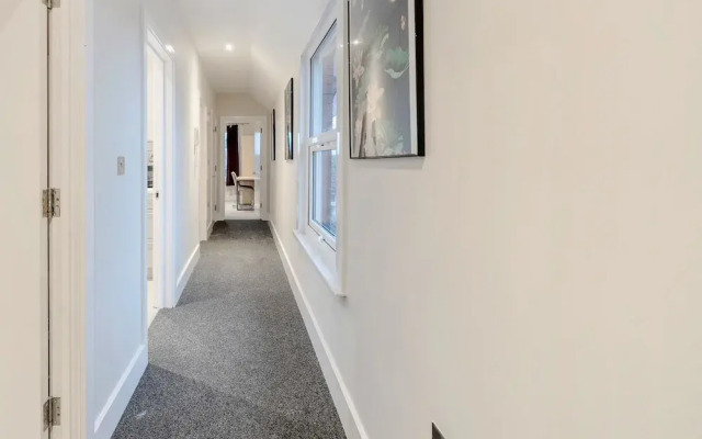 Everest Lodge Serviced Apartment
