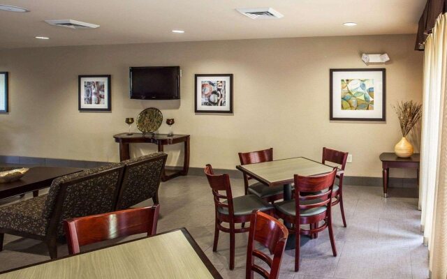 Comfort Suites Whitsett - Greensboro East
