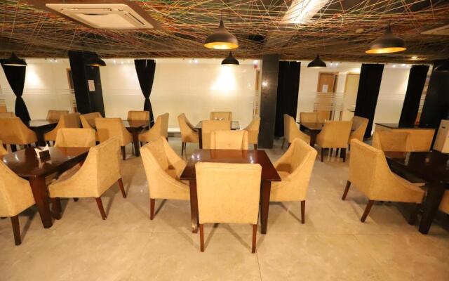 Hotel Stanley - Near Delhi International Airport