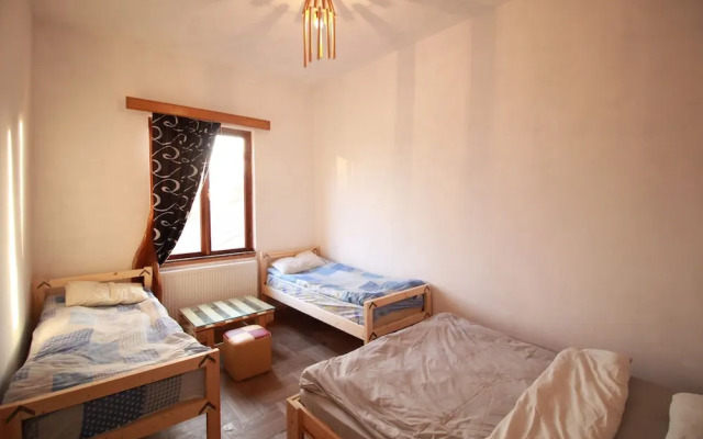 Sheni Hostel