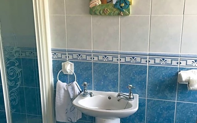 Heeneys Lodge B&B