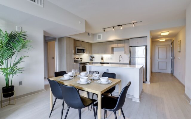 Fantastic Condo Crystal City Rooftop