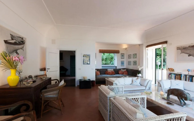 Villa Mareluce