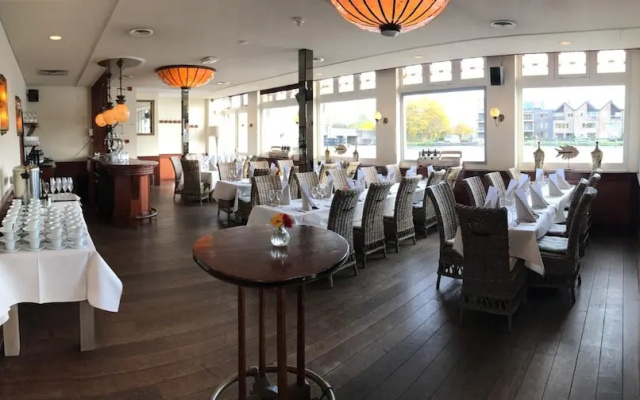 Het Rechthuis aan den Amstel