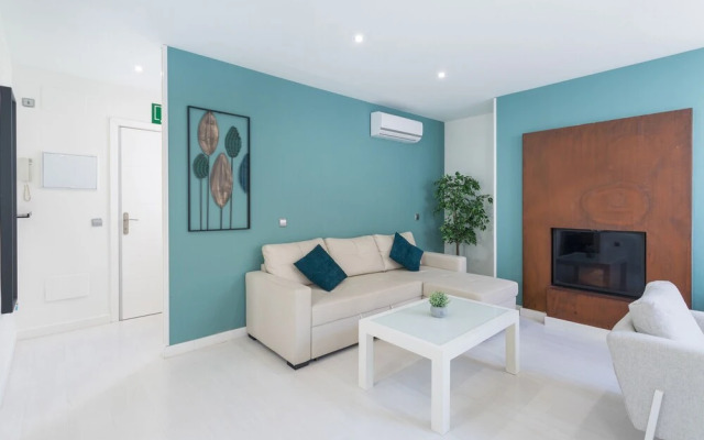 Отель limehome Madrid Calle de la Paloma