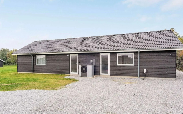 16 Person Holiday Home in Sydals