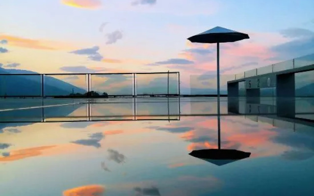 Wendao Panxiyuan Lake View Inn