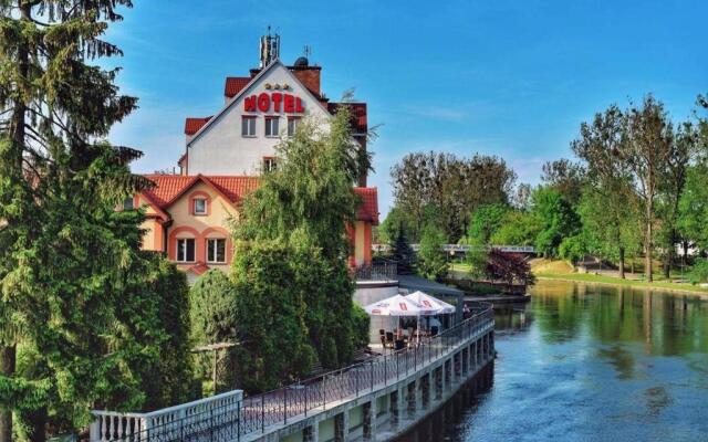 Hotel Nad Pisą