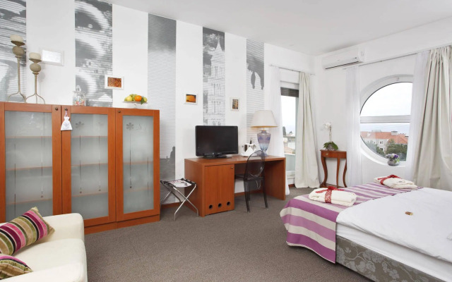 Boban Luxury Suites
