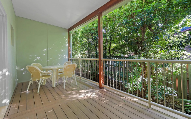 Lennox Beach Resort