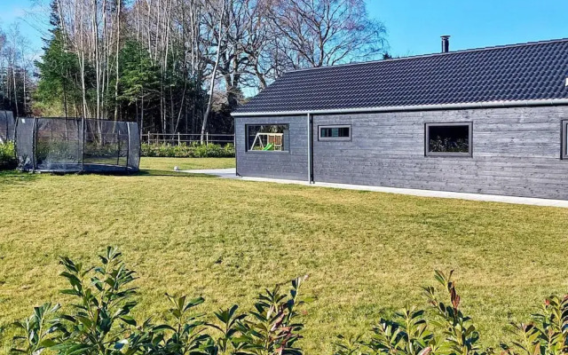 5 Star Holiday Home in Dronningmolle
